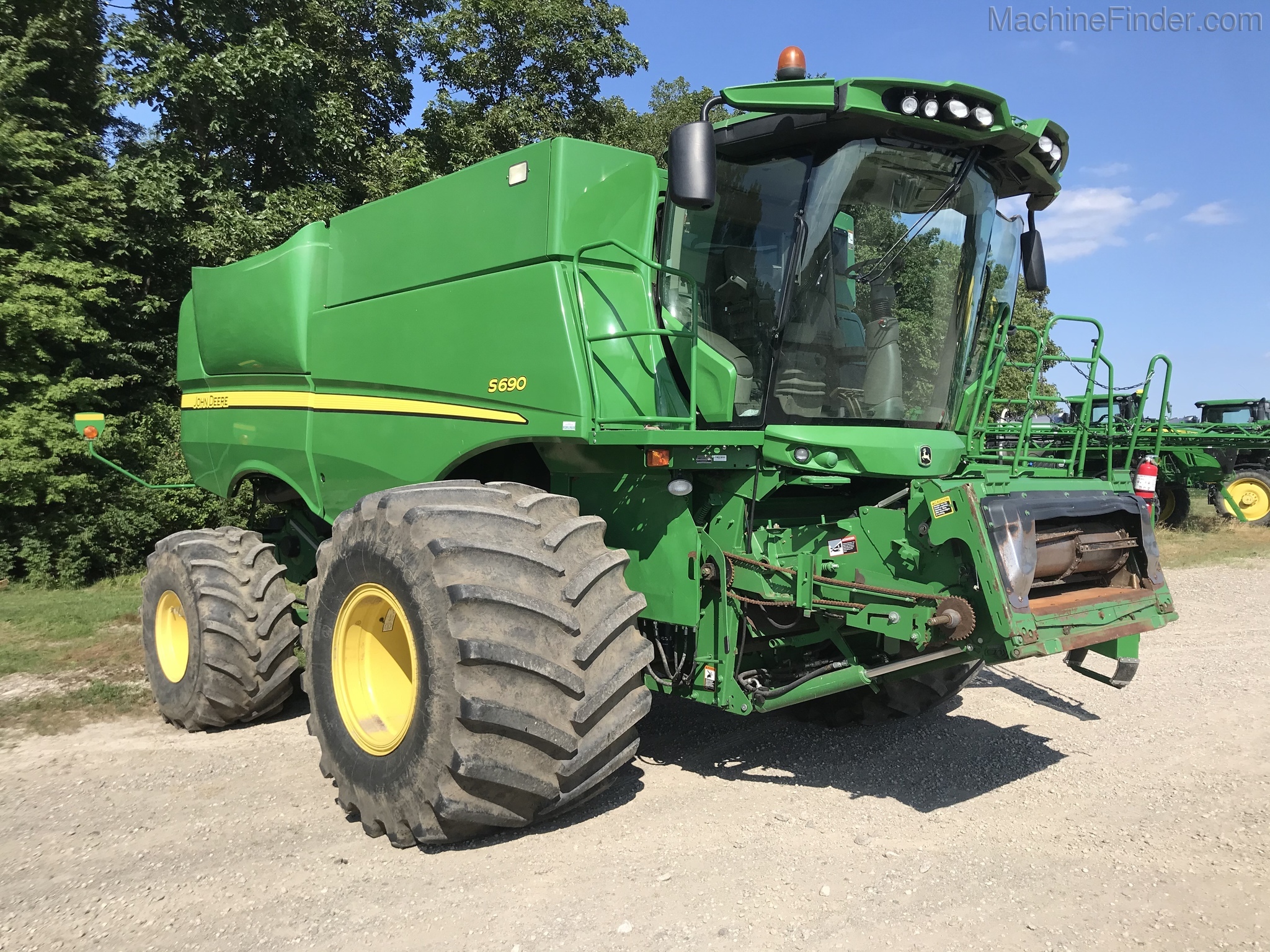 2012 John Deere S690 Image 1