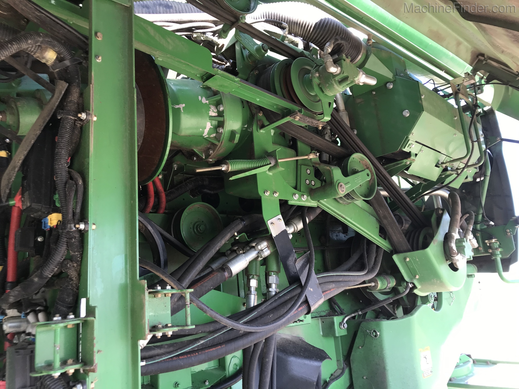 2012 John Deere S690 Image 25