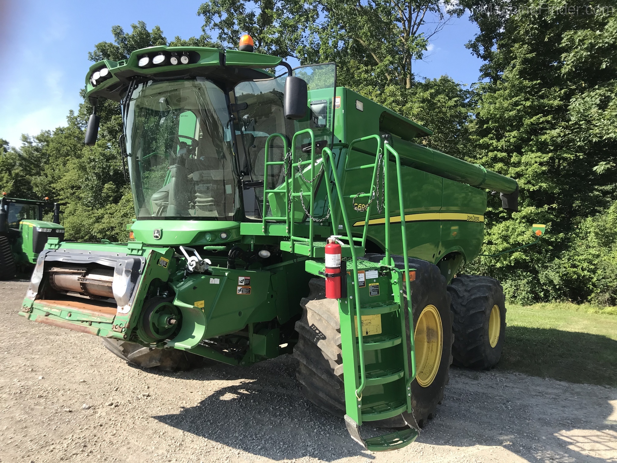 2012 John Deere S690 Image 6