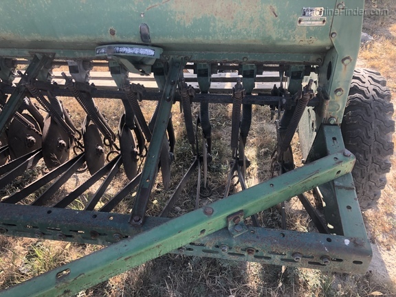 John Deere 8200 Image 4