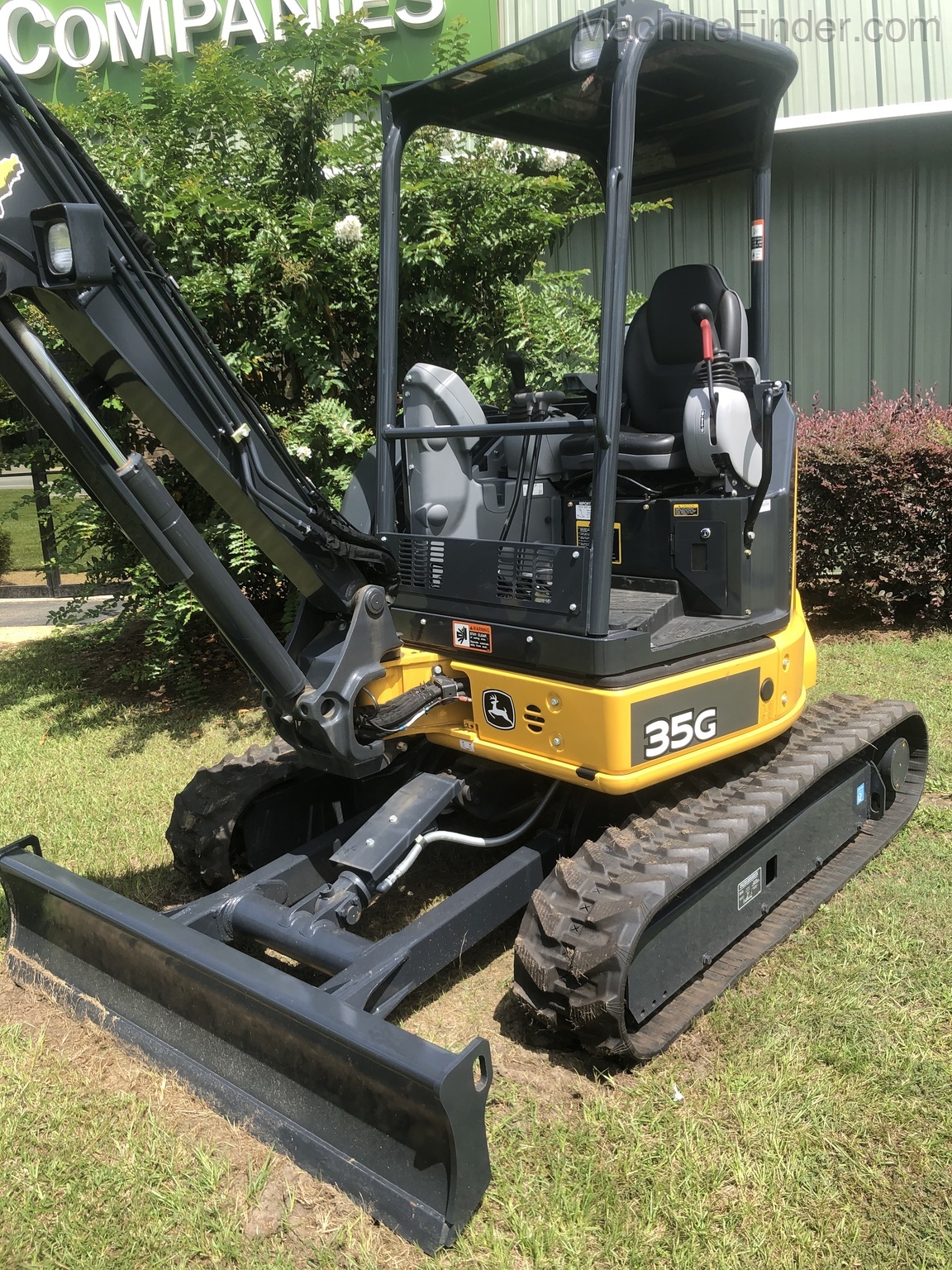 2018 John Deere 35G Image 4