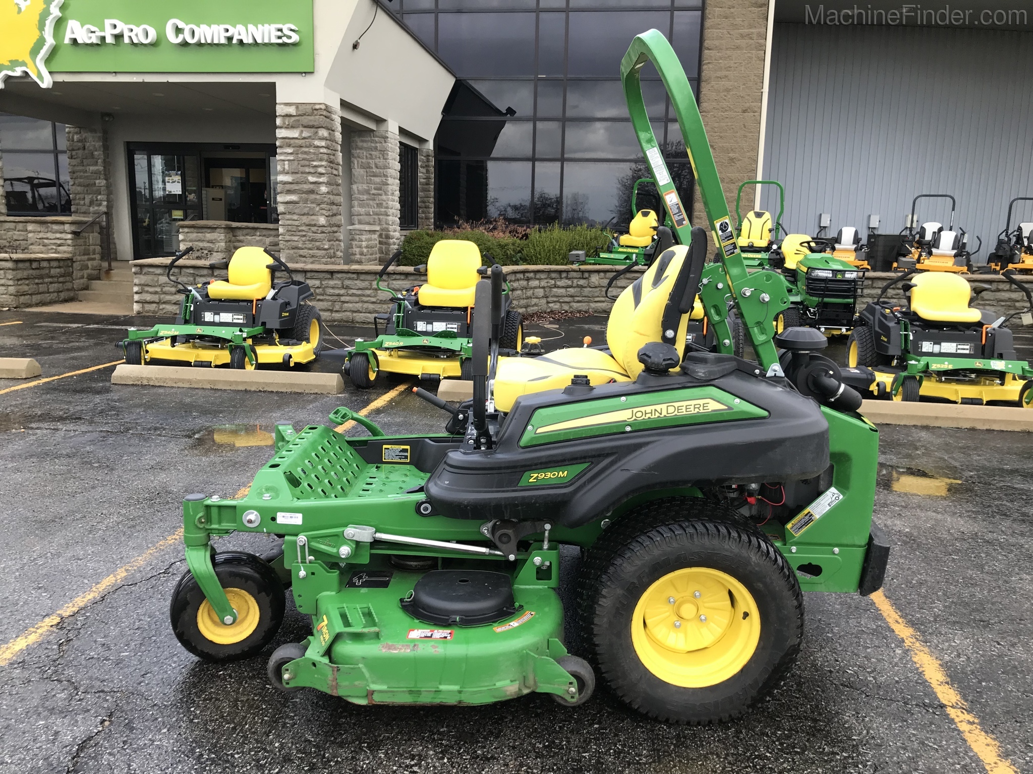 2018 John Deere Z930M Image 2