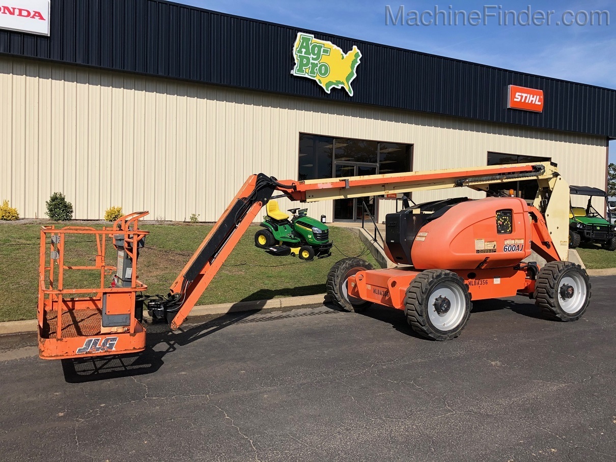 2013 JLG 600AJ Image 1