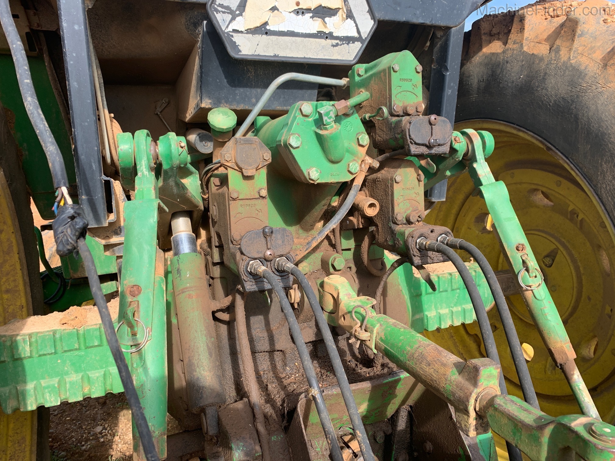 1993 John Deere 4760 Image 5