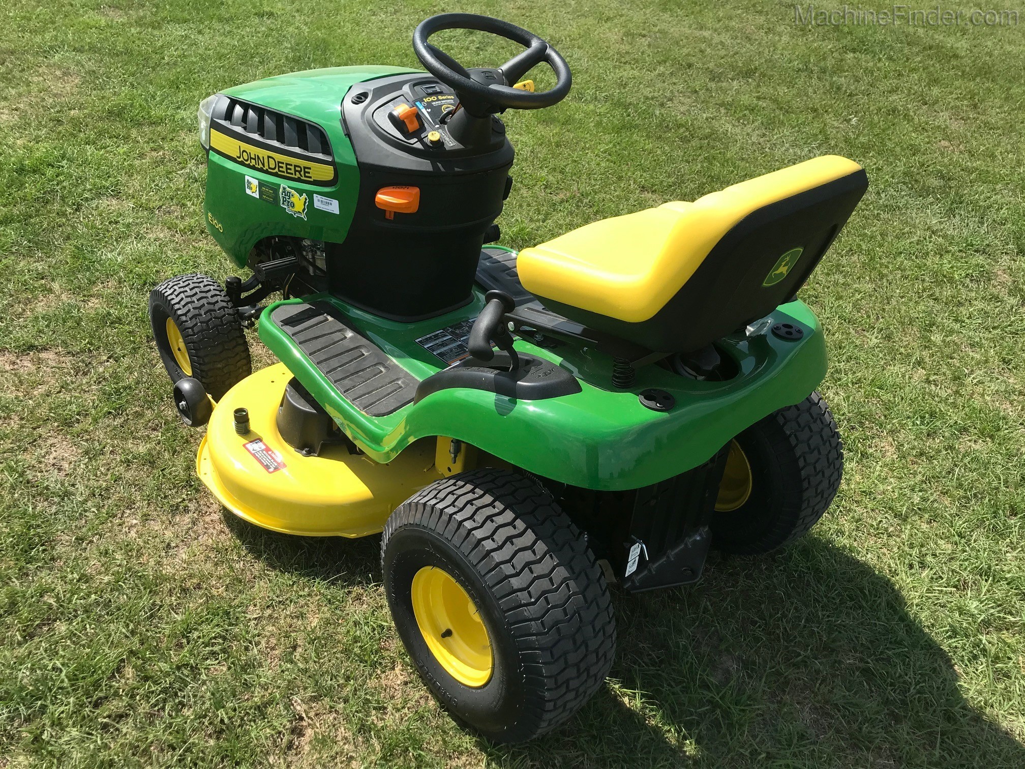 2020 John Deere E100 Image 3