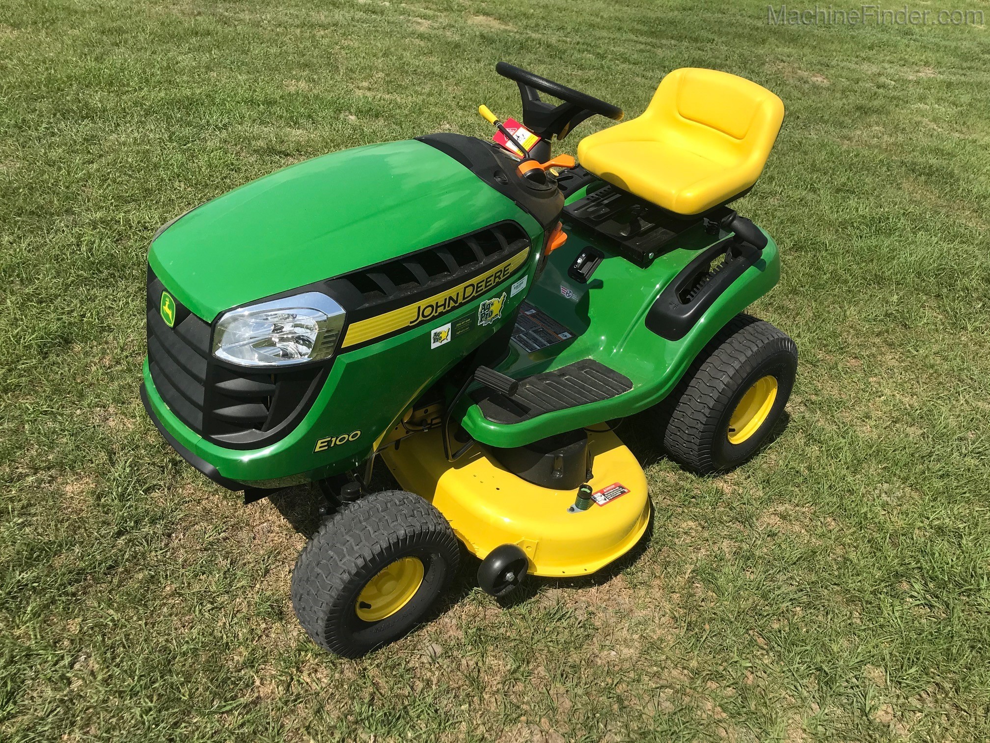 2020 John Deere E100 Image 4