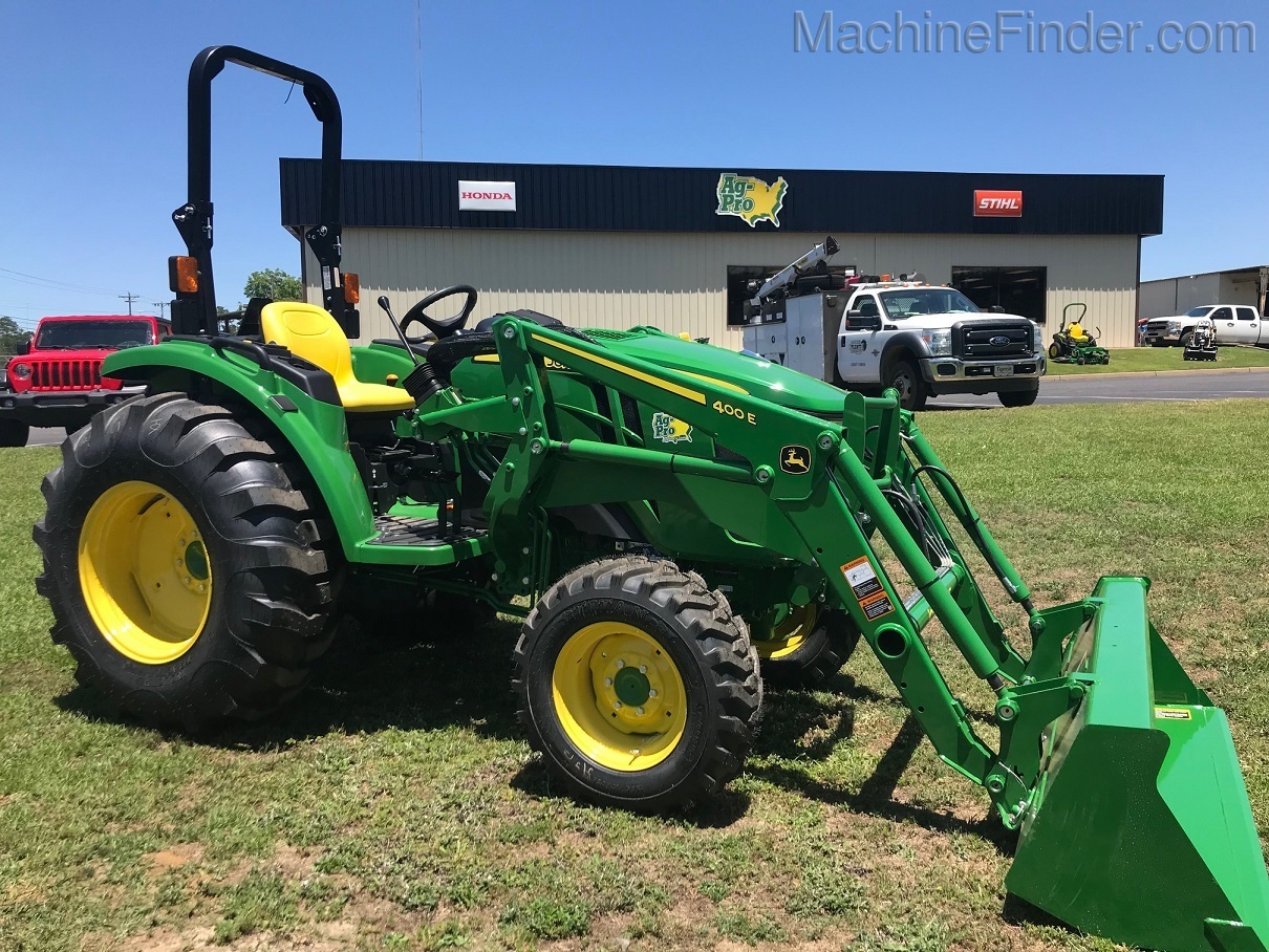 2021 John Deere 4044M Image 1