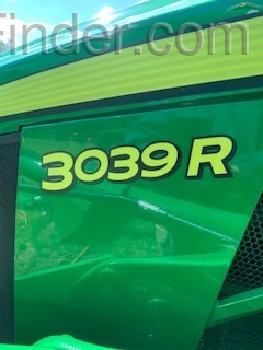 2020 John Deere 3039R Image 8