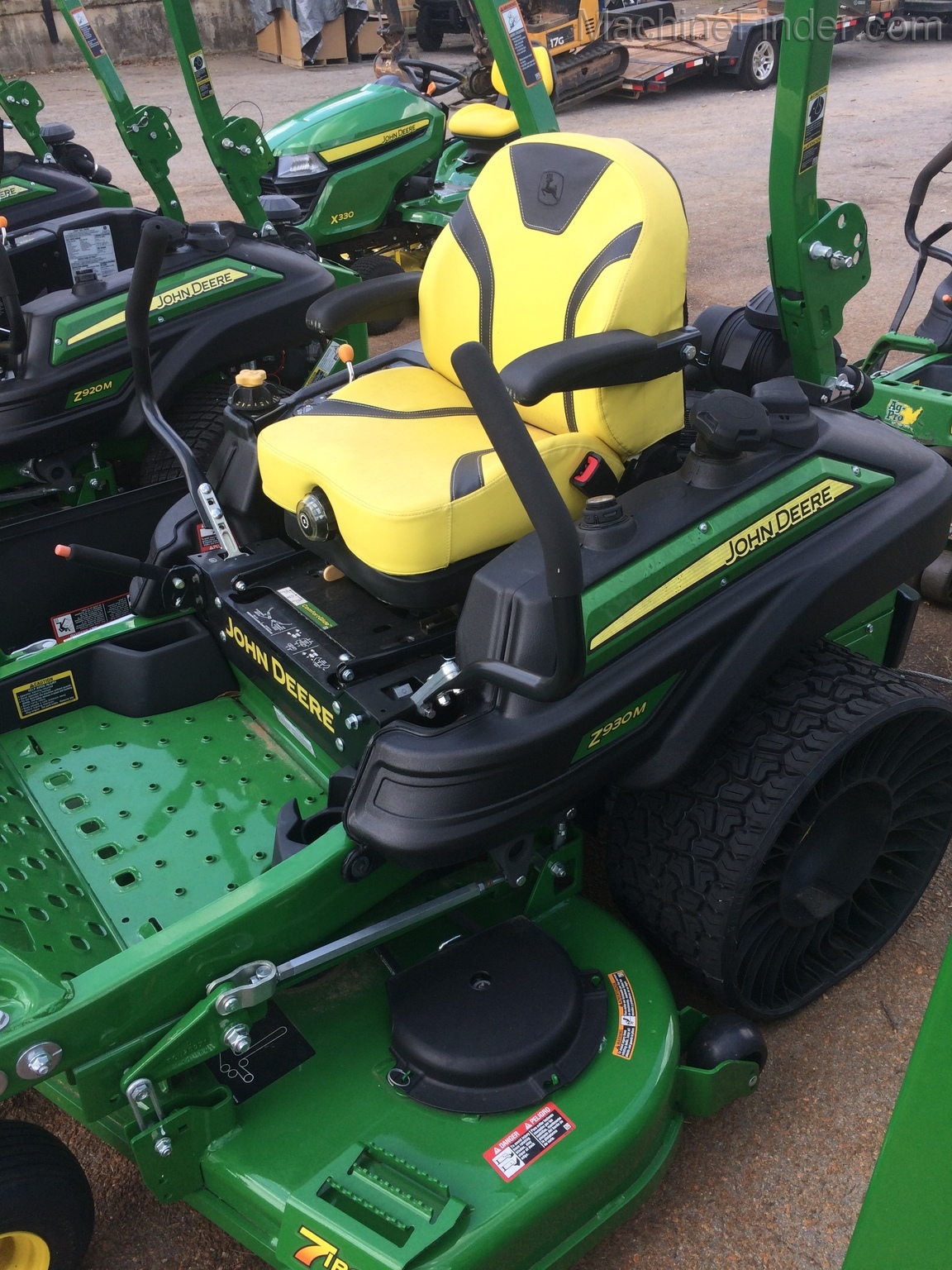 2018 John Deere Z930M Image 1