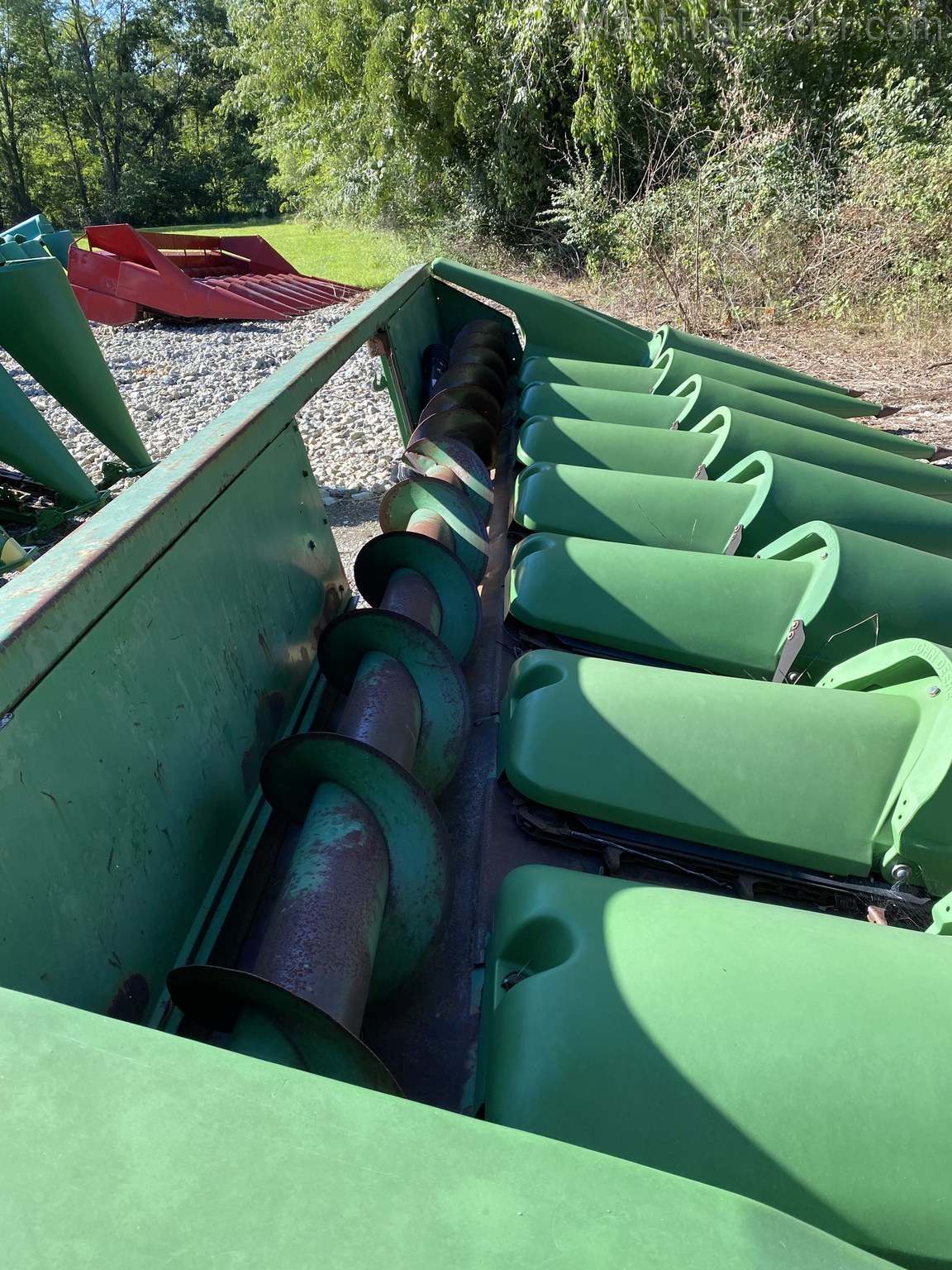 John Deere 843 Image 4