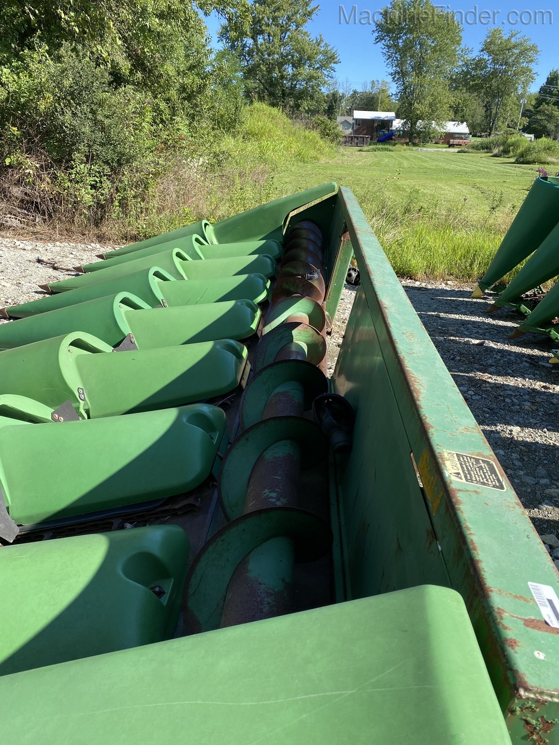 John Deere 843 Image 5