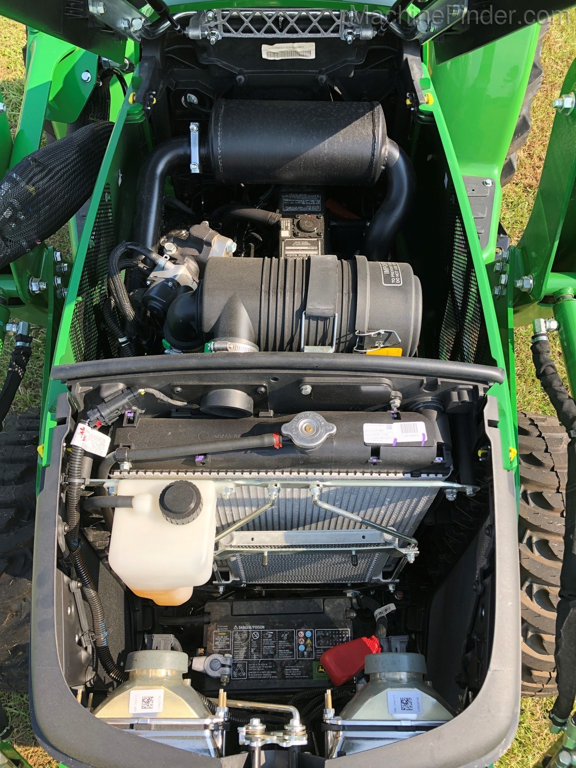 2020 John Deere 3025E Image 9