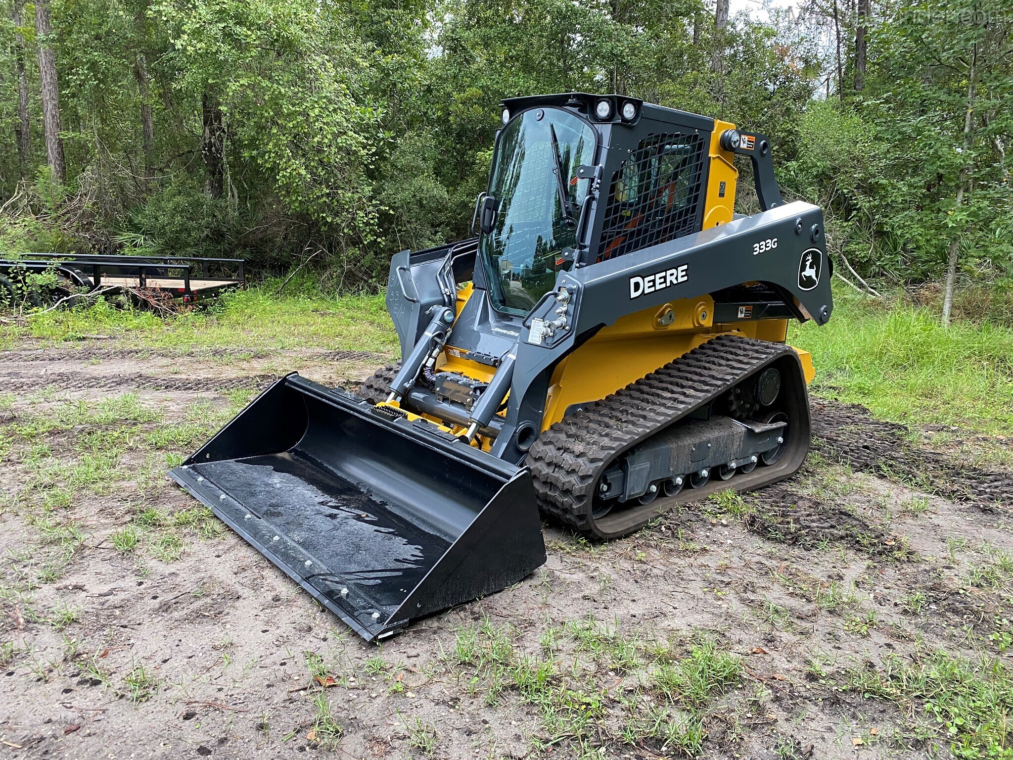2020 John Deere 333G Image 1