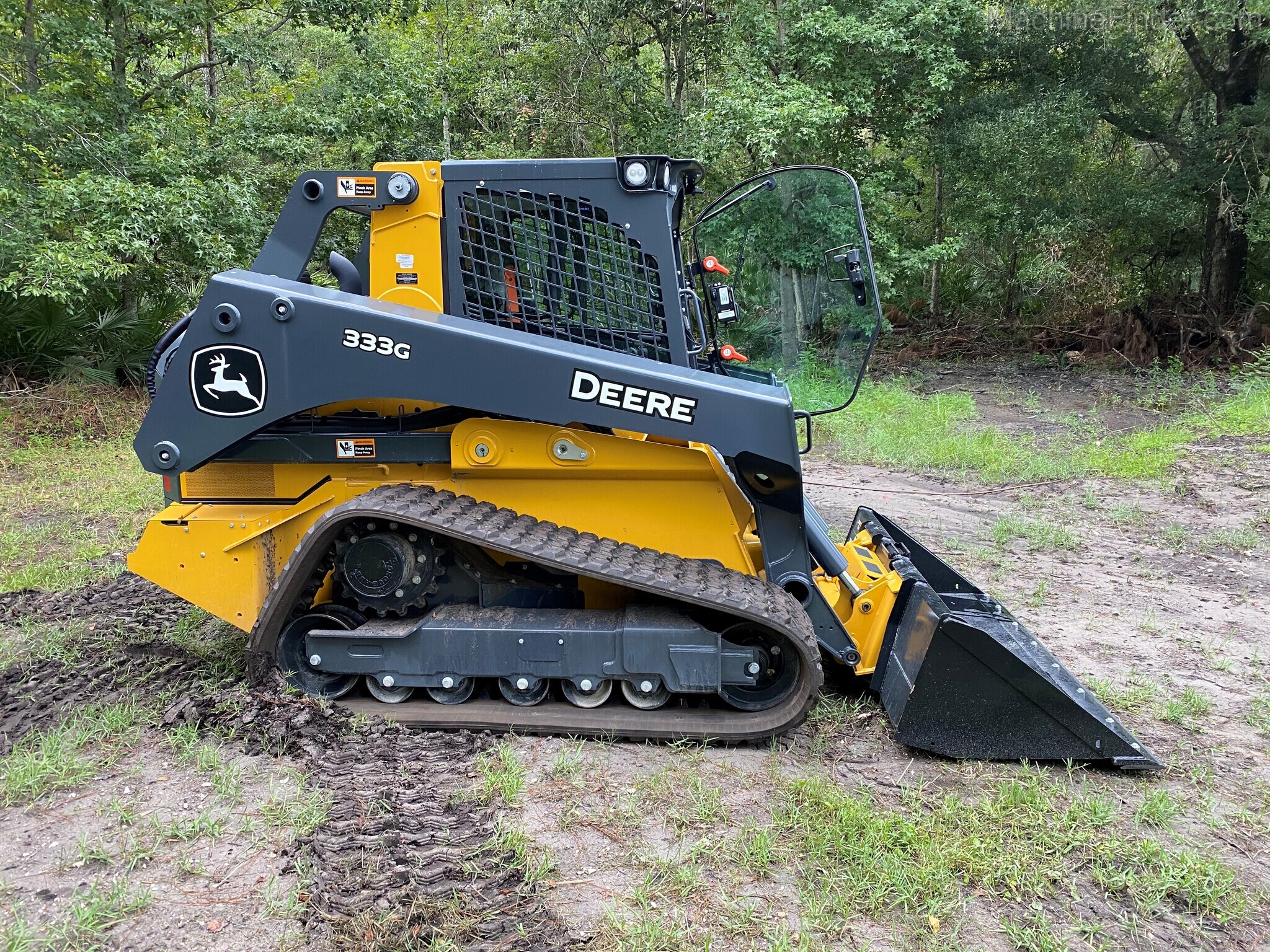 2020 John Deere 333G Image 7