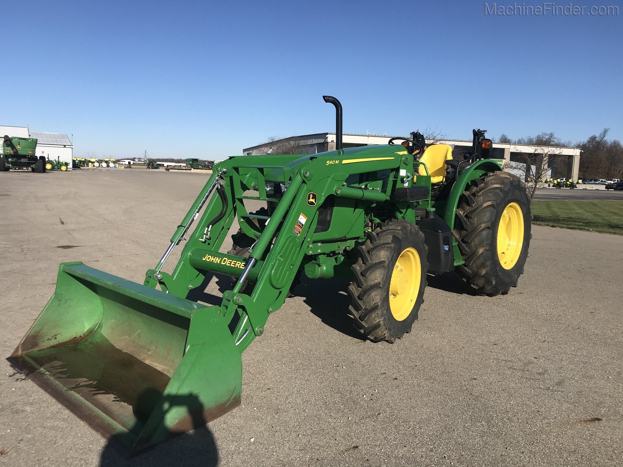 2018 John Deere 5090E Image 1