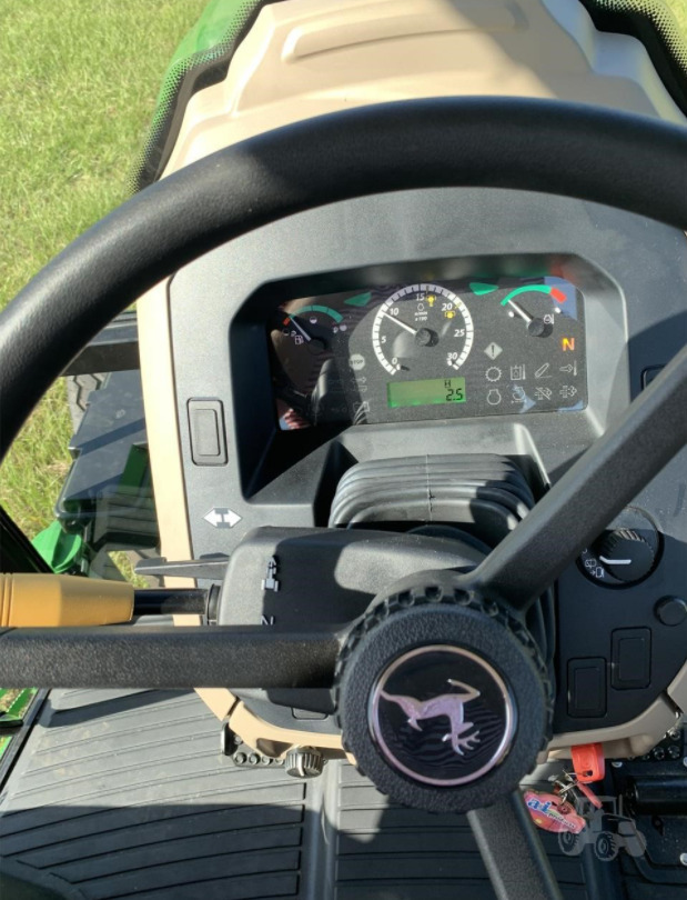 2024 John Deere 5075E Image 5