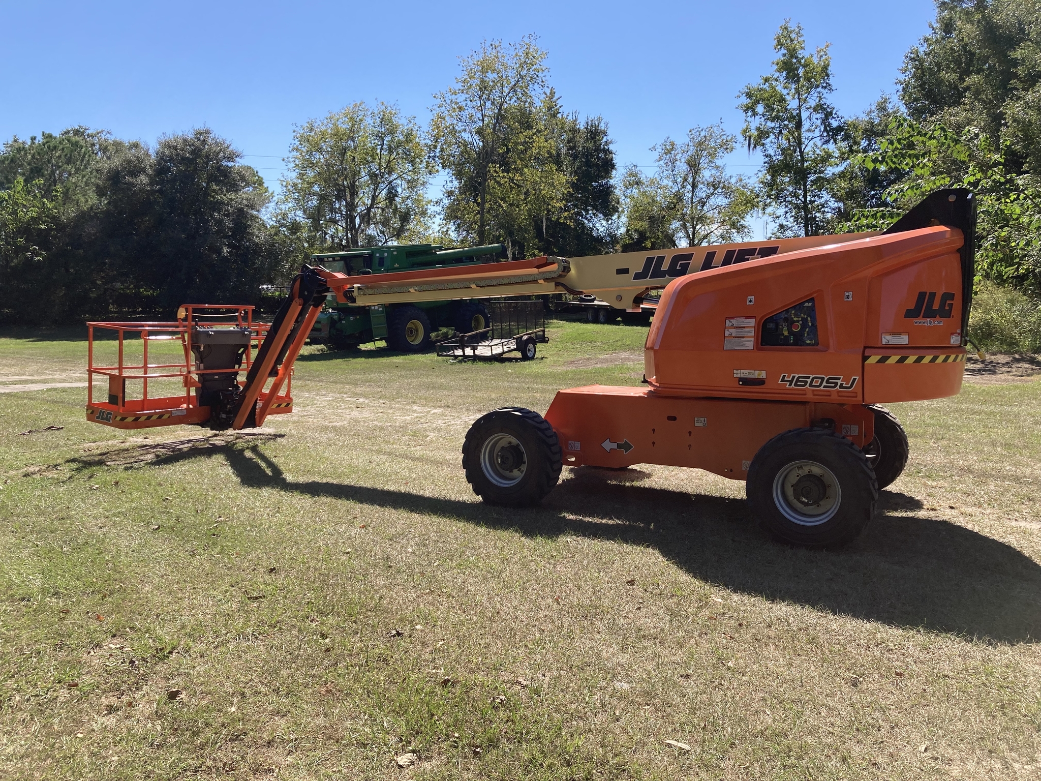 2023 JLG 460SJ Image 5