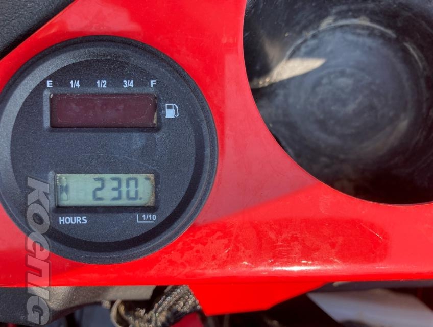 Used 2022 Gravely Pro-Turn 652 Zero Turn Mowers at Koenig Equipment in Urbana, OH - PhotoXL7