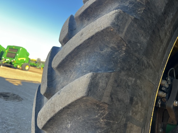 2018 John Deere R4045 - Photo13