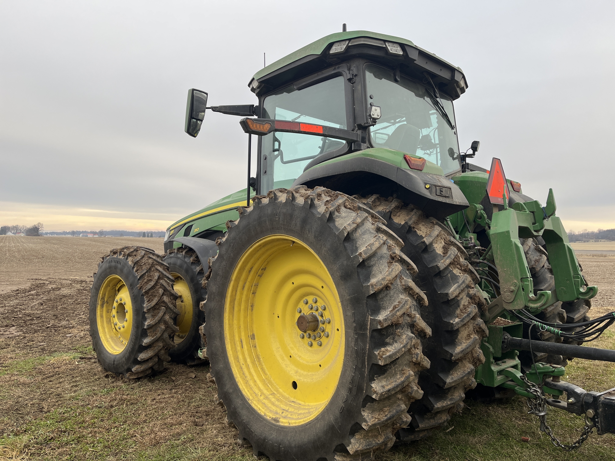Used 2022 John Deere 8R 310 Row Crop Tractors at Koenig Equipment in Richmond, IN - PhotoXL5