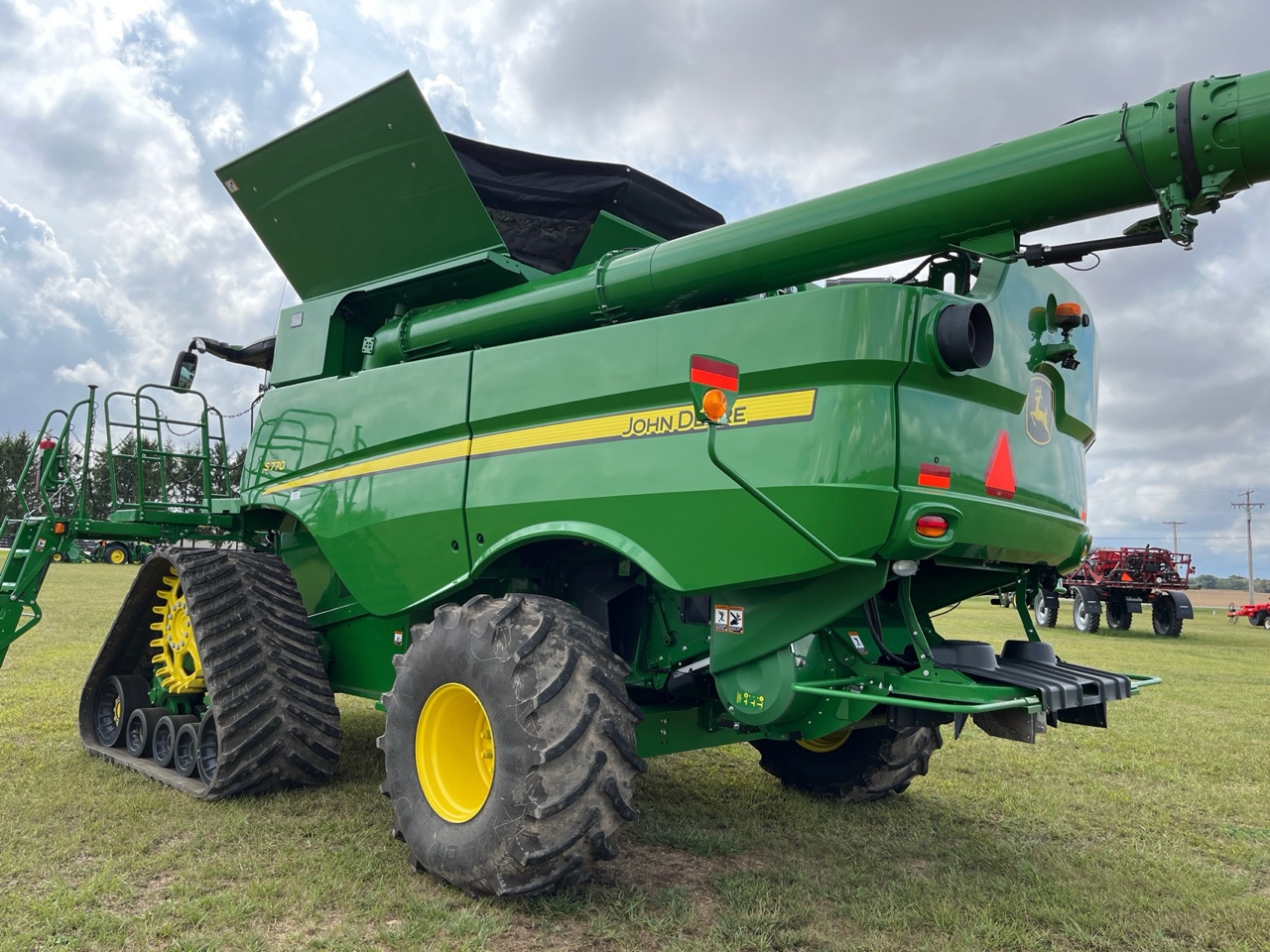 Used 2020 John Deere S770 Combines at Koenig Equipment in Urbana, OH - PhotoXL5