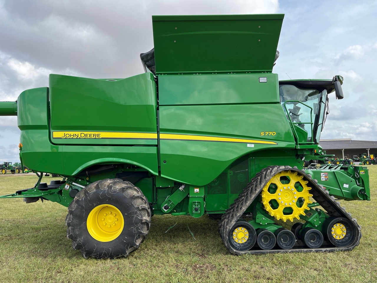 Used 2020 John Deere S770 Combines at Koenig Equipment in Urbana, OH - PhotoXL2