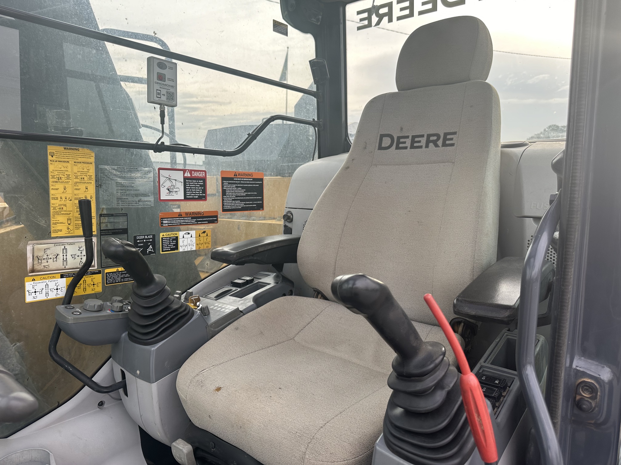 2019 John Deere 135G Image 9