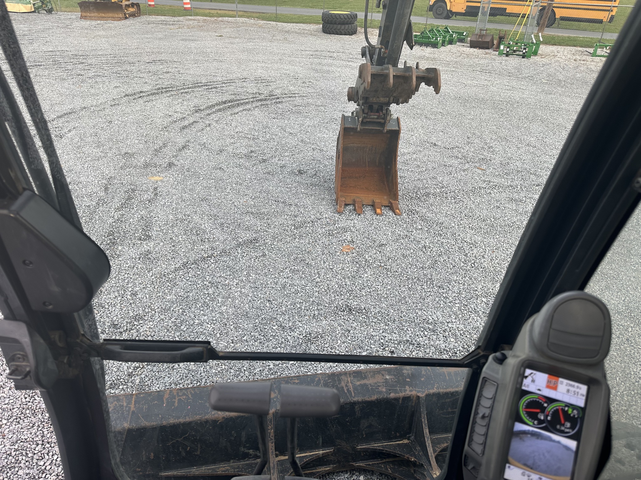 2019 John Deere 135G Image 7