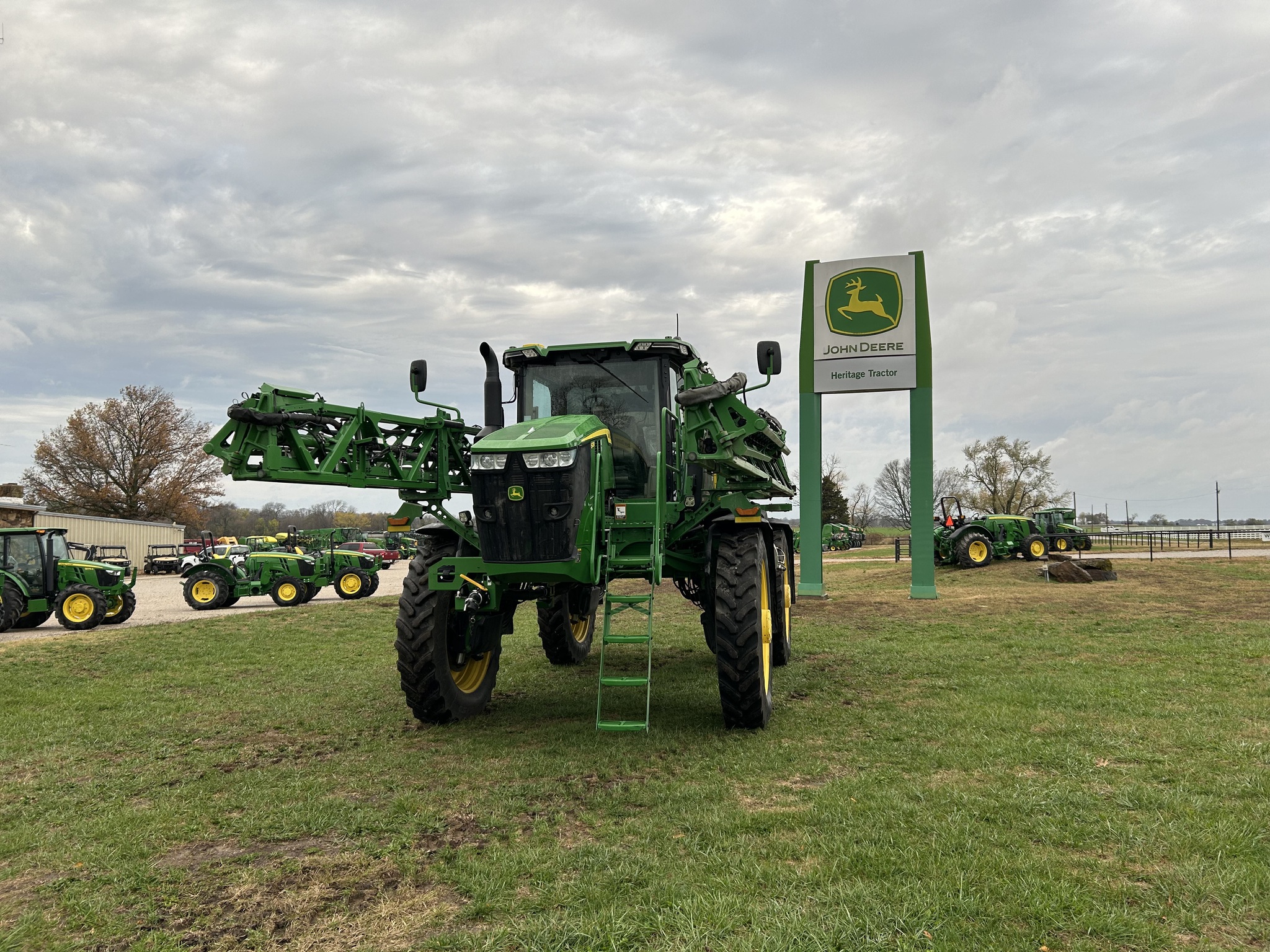  2023 John Deere 612R at Heritage Tractor in Lockwood, MO