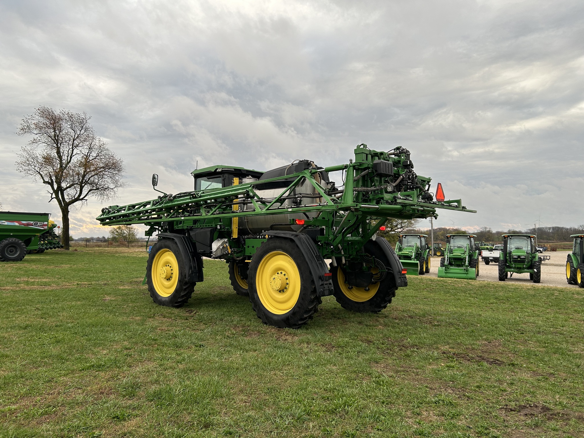  2023 John Deere 612R at Heritage Tractor in Lockwood, MO