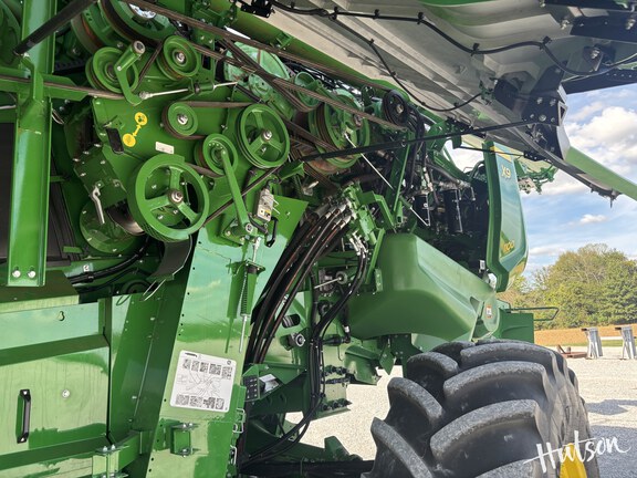 Photo of 2024 John Deere X9 1100