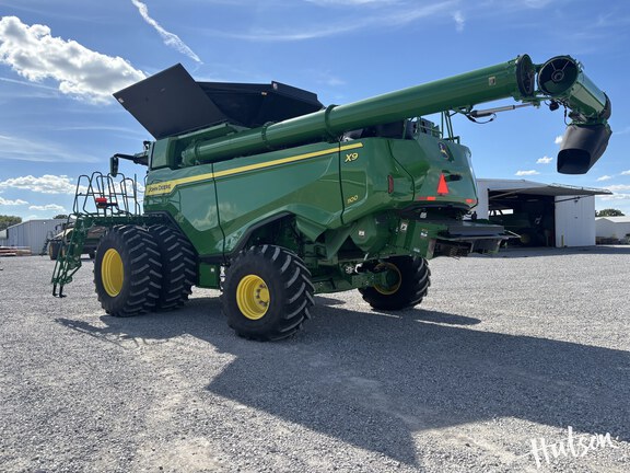 Photo of 2024 John Deere X9 1100
