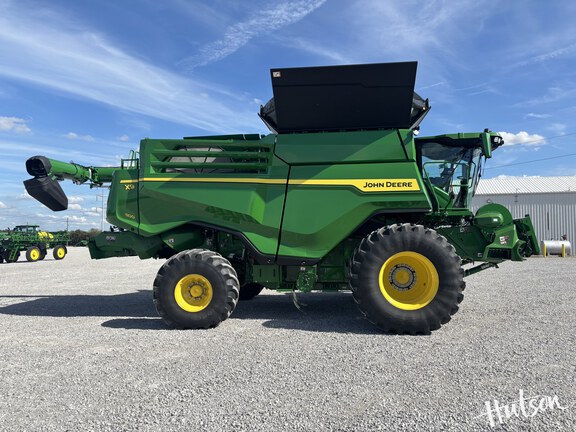 Photo of 2024 John Deere X9 1100