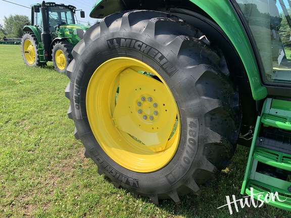 Photo of 2024 John Deere 6120M