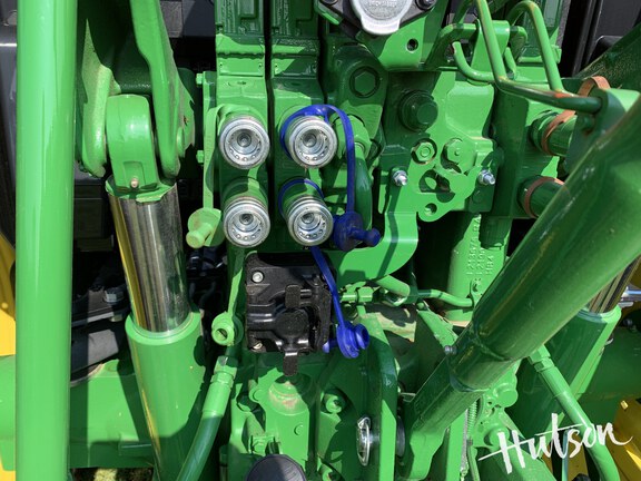 Photo of 2024 John Deere 6120M