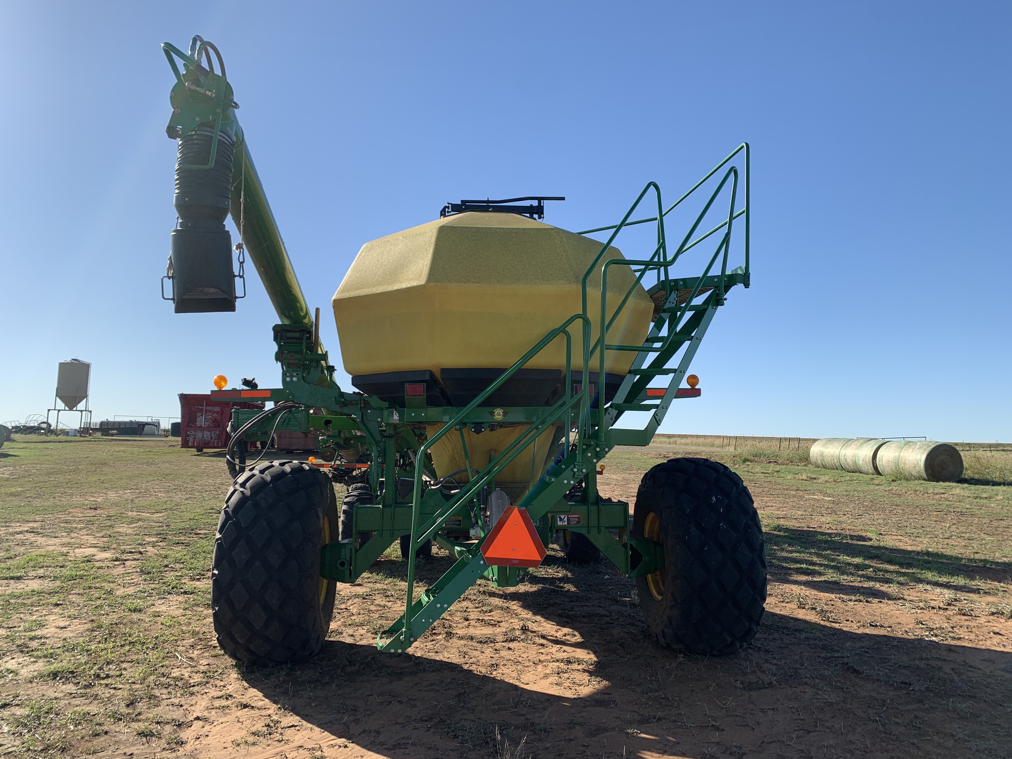 2015 John Deere 1890 Image 8