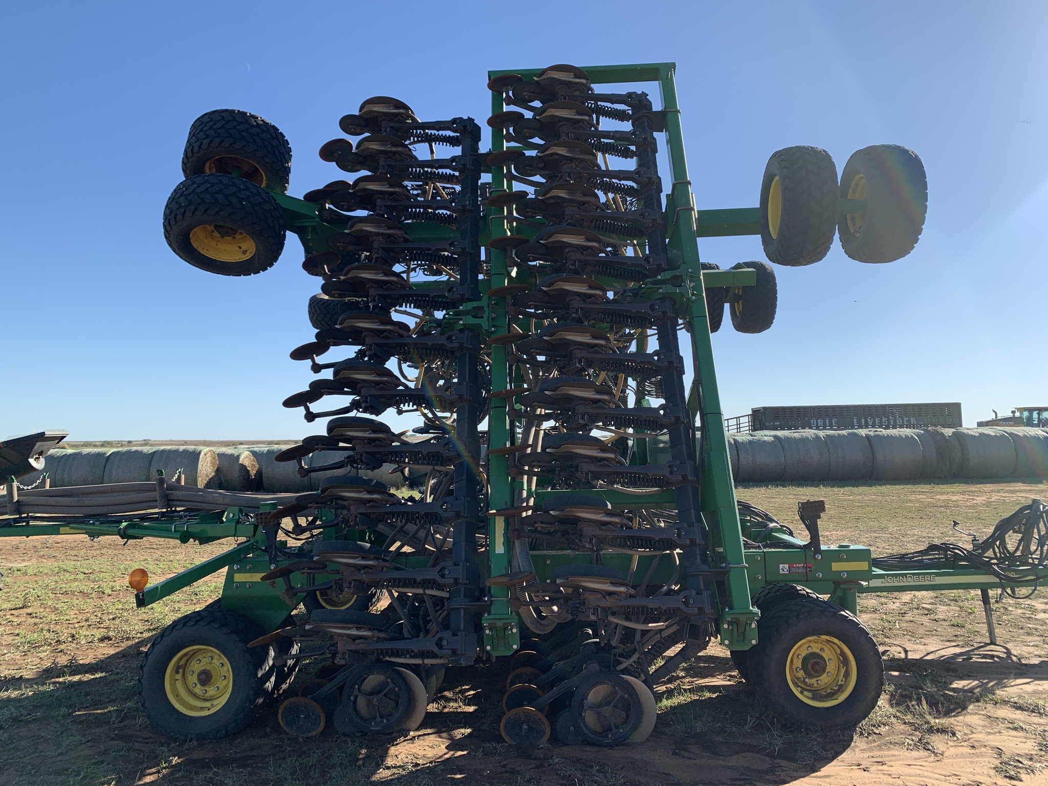 2015 John Deere 1890 Image 13