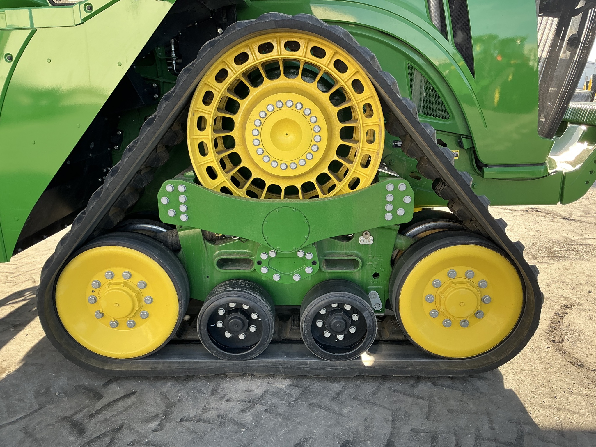 2024 John Deere 9RX 640 Image 11