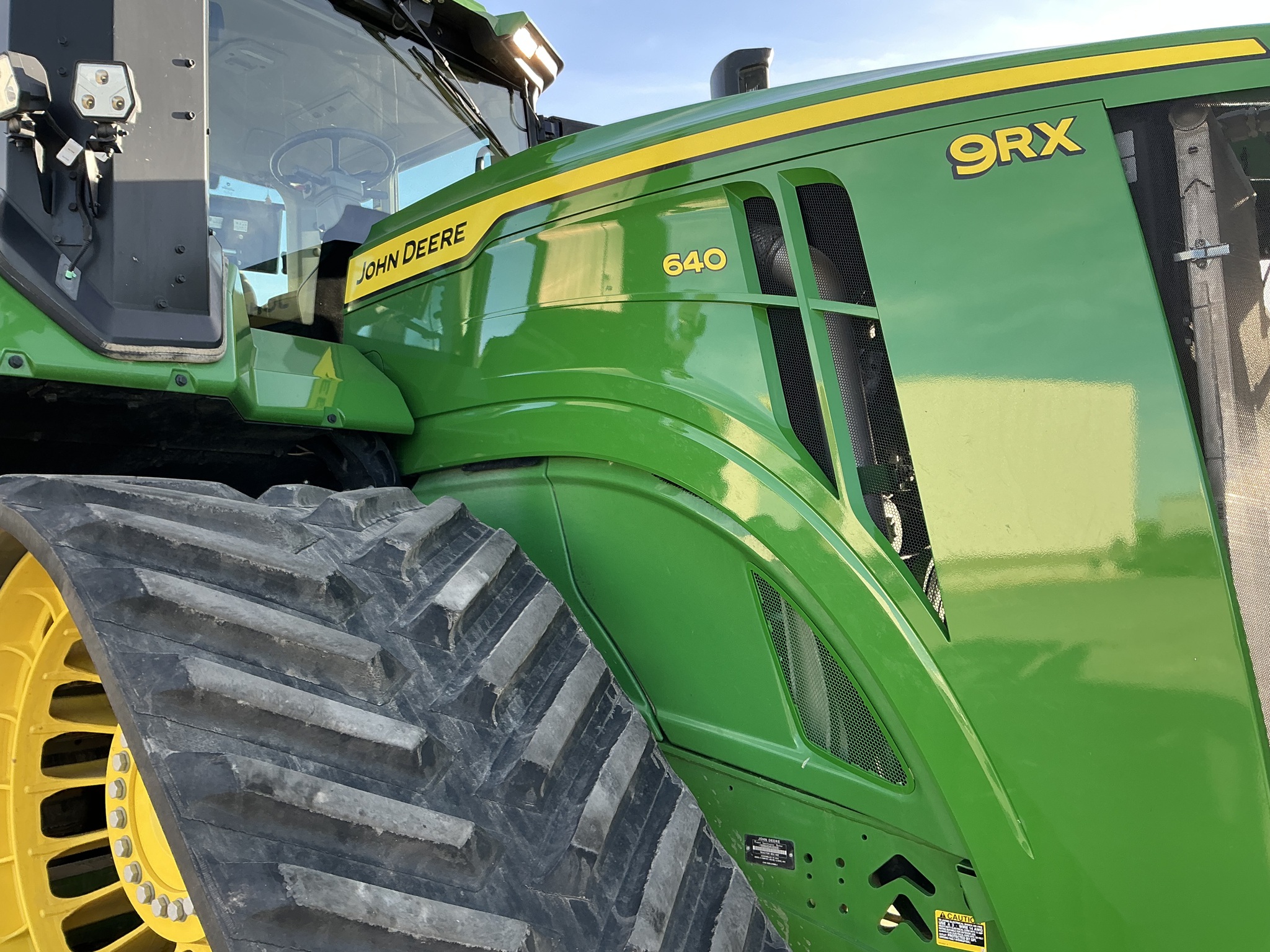 2024 John Deere 9RX 640 Image 17