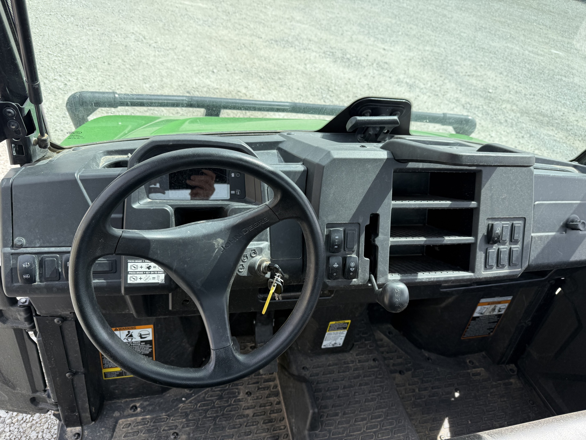  2023 John Deere XUV 835M at Heritage Tractor in Nevada, MO