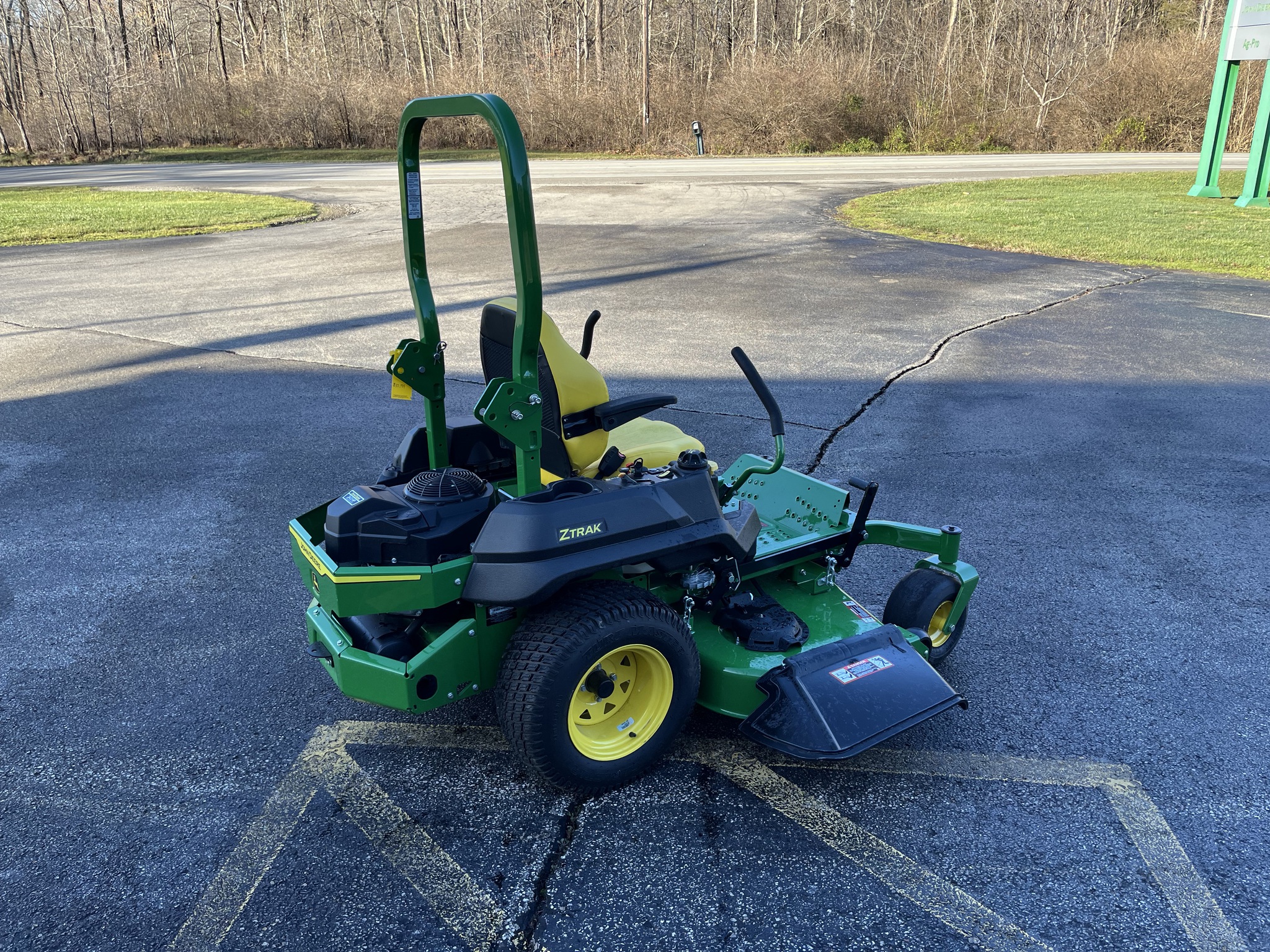 2024 John Deere Z730M Image 5