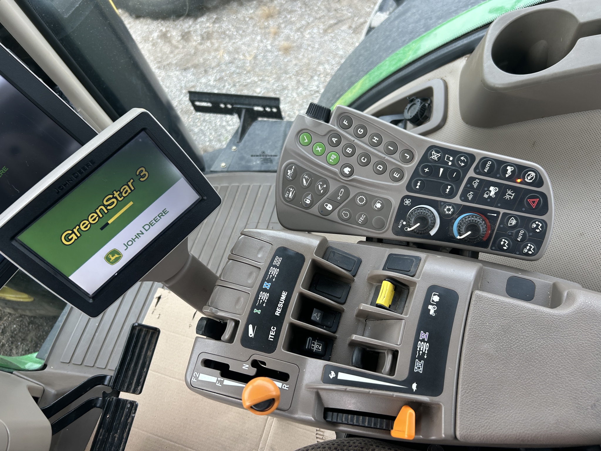  2012 John Deere 8335R at Heritage Tractor in Baldwin City, KS