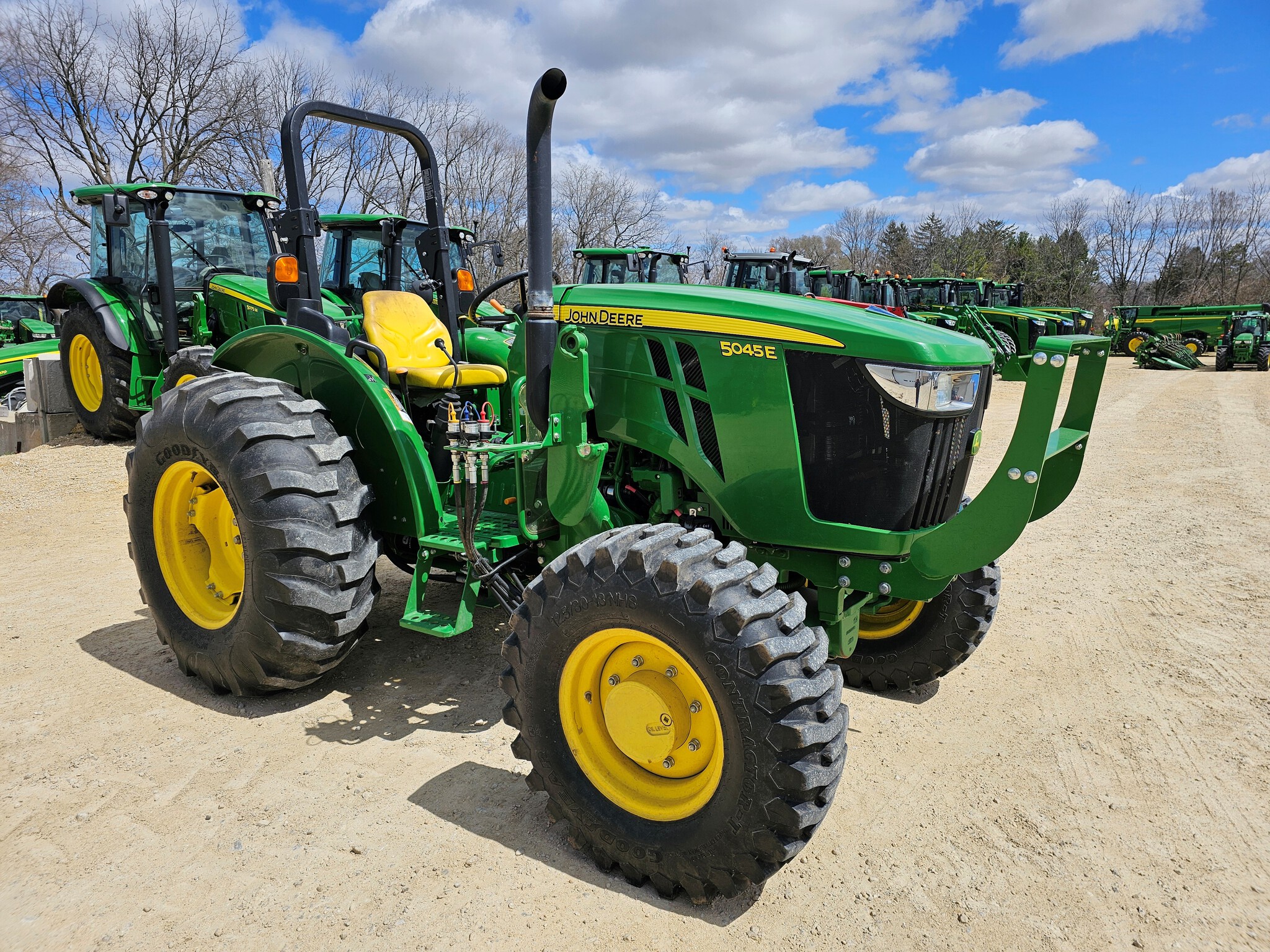  2017 John Deere 5045E at Heritage Tractor in Freeport, IL