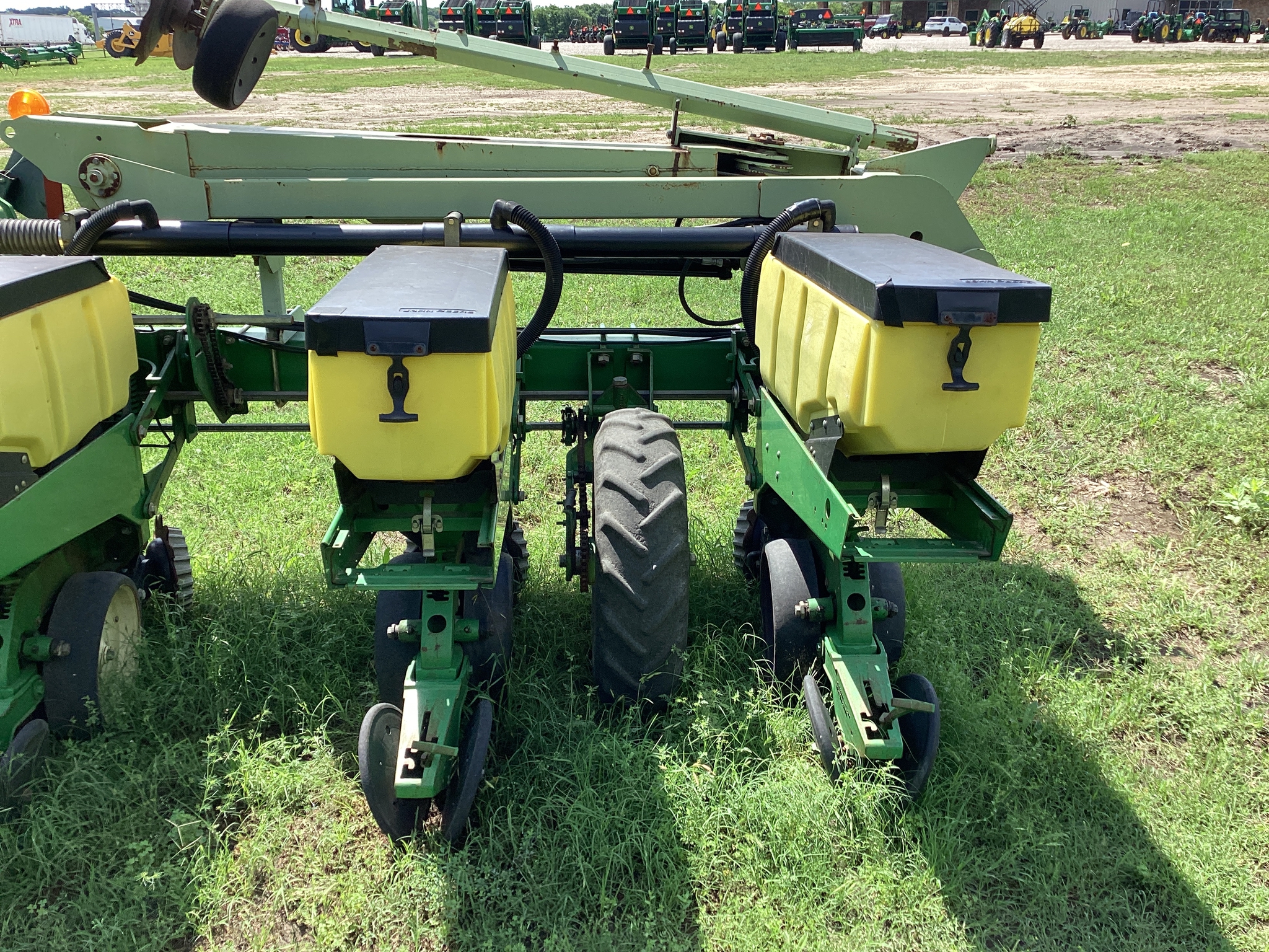 2004 John Deere 1720 Image 7