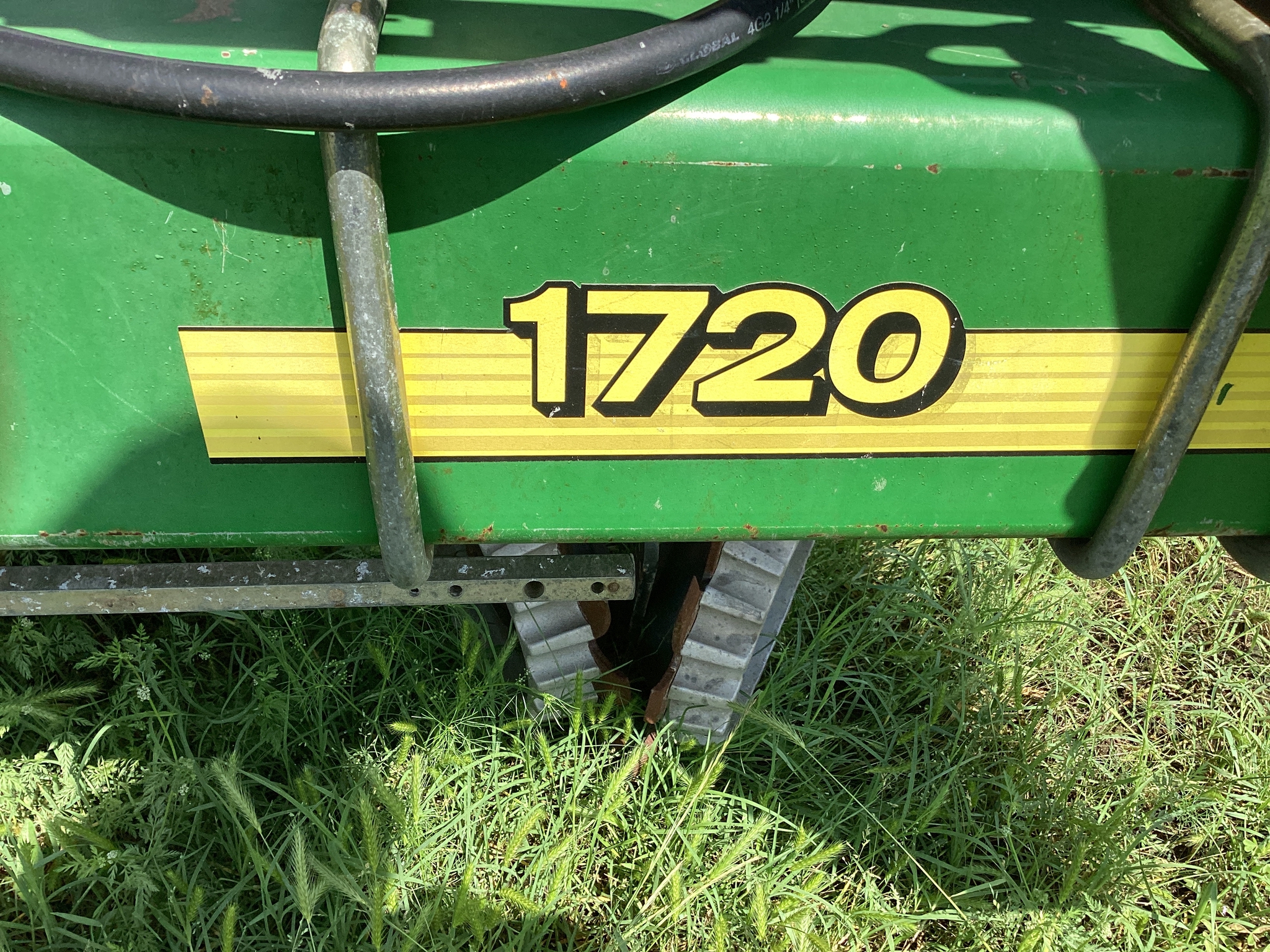 2004 John Deere 1720 Image 21