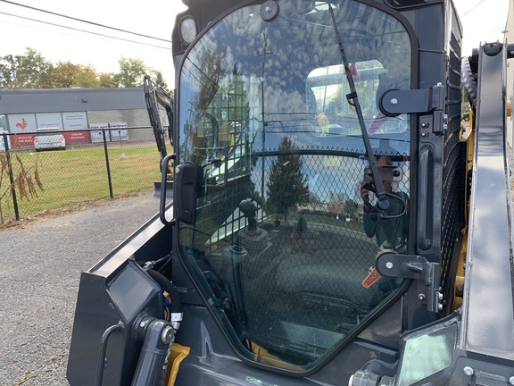 Photo of 2024 John Deere 318G
