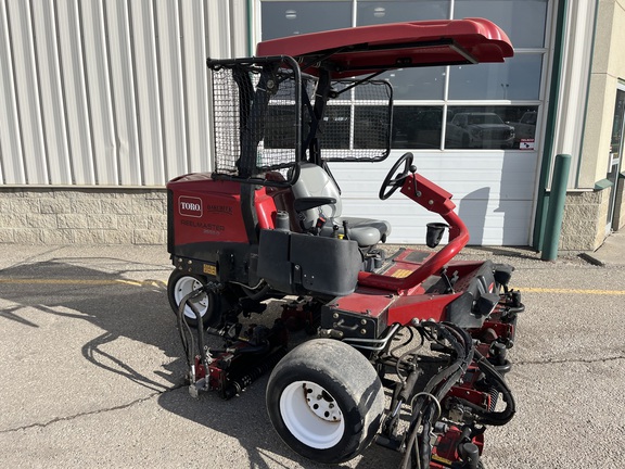 Used 2017 Toro 3555-D Fairway Mowers at Horizon Ag & Turf in Edmonton West, AB - Photo3