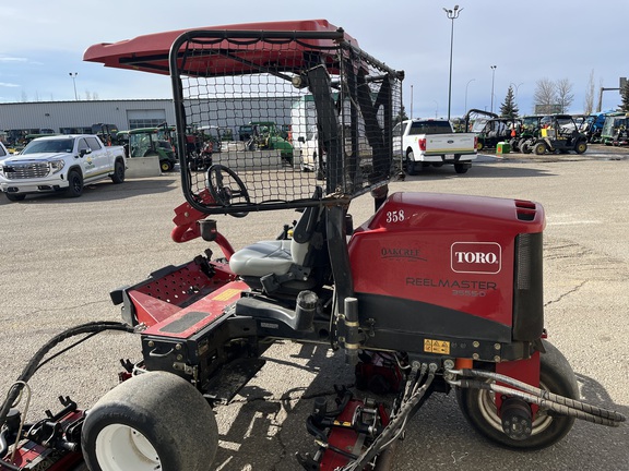 Used 2017 Toro 3555-D Fairway Mowers at Horizon Ag & Turf in Edmonton West, AB - Photo5
