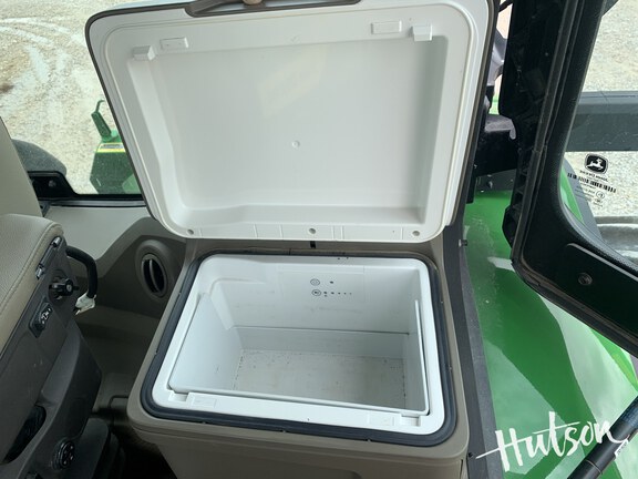 Photo of 2023 John Deere 8R 310