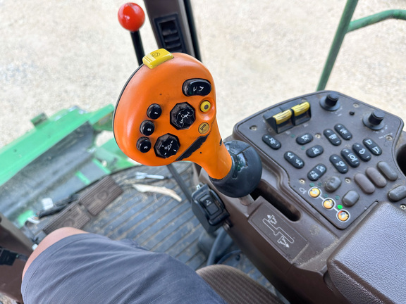 2002 John-Deere 9650 STS